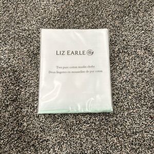New n’package Liz Earle Pure Muslin Cloths